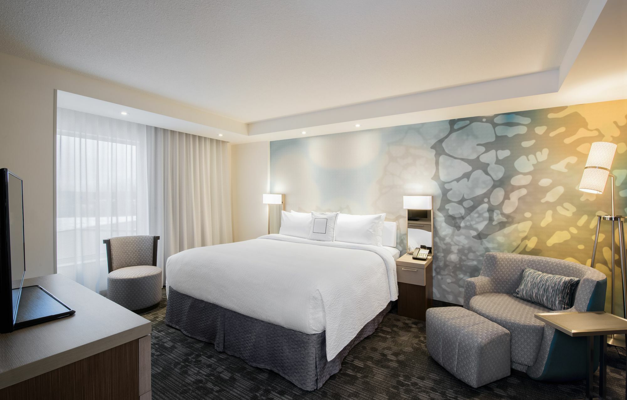 Hotel Dene & Conference Centre Cold Lake 外观 照片