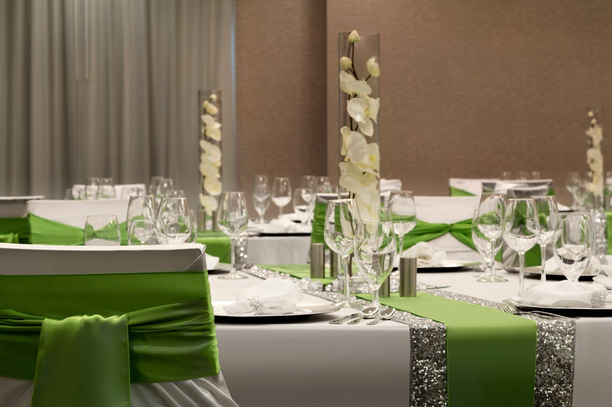Hotel Dene & Conference Centre Cold Lake 外观 照片